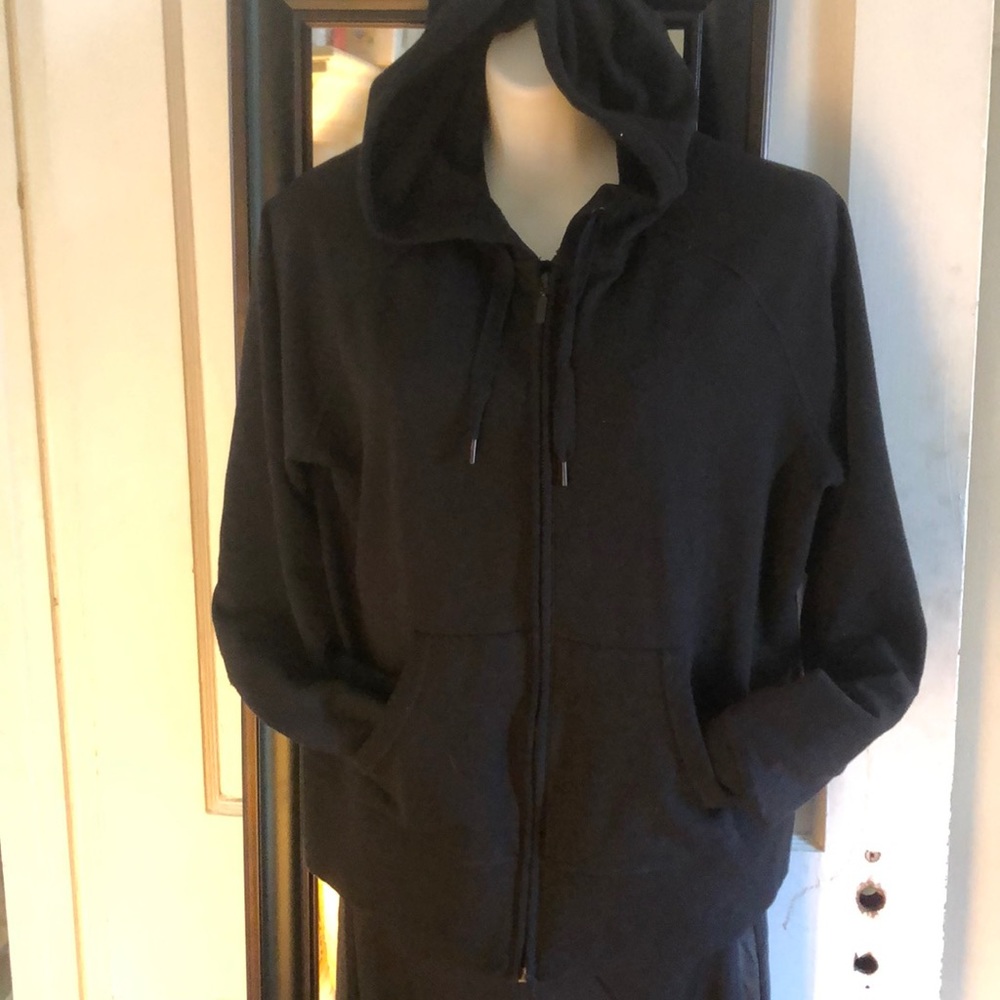 Back hoodie